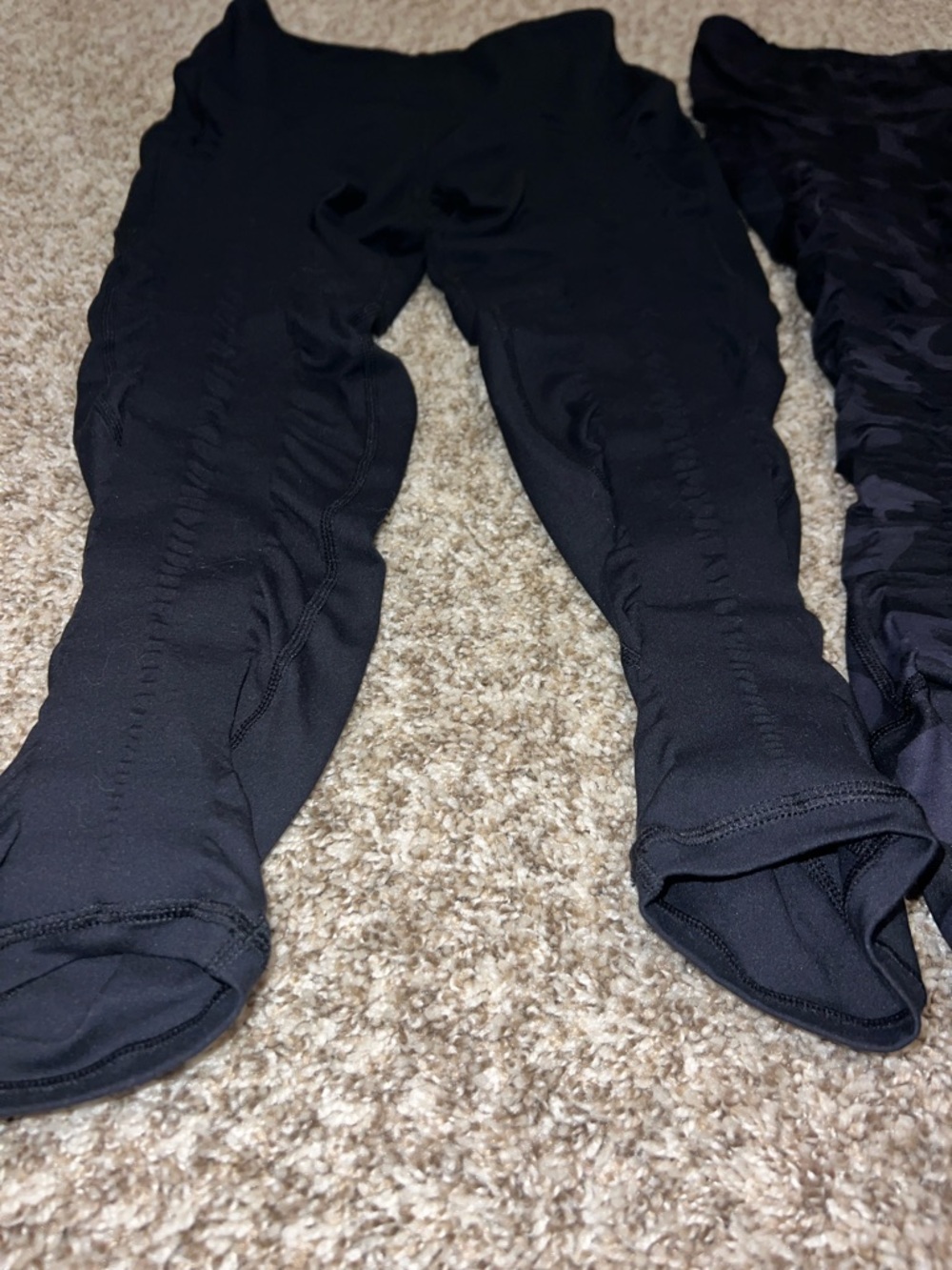 High-Waist Black Ruched Leggings - Picture 2 of 16